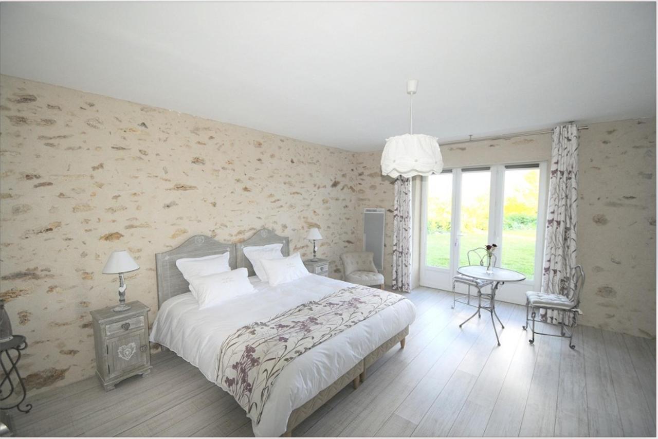 Ferme De L'Ereau Bed & Breakfast Louans Exterior photo